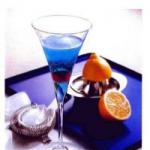 Koktej blu: kryevepra e panjohur e kompanisë reklamuese Blue hawaii recetë alkoolike e koktejit