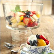 How to properly and tasty prepare fruit salad with yogurt