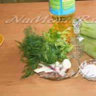 Zucchine fritte per l'inverno in ricetta ucraina per conservare le zucchine senza sterilizzazione