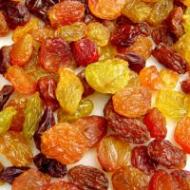 किशमिश: सूखे फल की कैलोरी सामग्री और ऊर्जा मूल्य