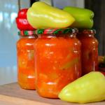 Ricetta per cucinare i peperoni nei pomodori per l'inverno Conservare i peperoni nei pomodori