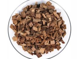 Rekomendasi penggunaan serpihan kayu ek Perlakuan termal kayu ek