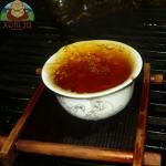 مراجعة شاي هونغ جينغ لوه (الحلزون الذهبي) تخمير شاي الحلزون الذهبي