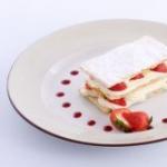 “Millefeuille”: kā mājās pagatavot franču desertu Valriekstu millefeuille