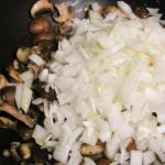 Πώς να προετοιμάσετε σωστά το julienne μανιταριών - συνταγή