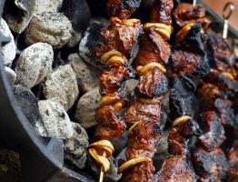 How to properly grill shish kebab on a grill?