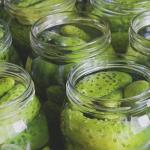 How to properly pickle cucumbers in jars for the winter